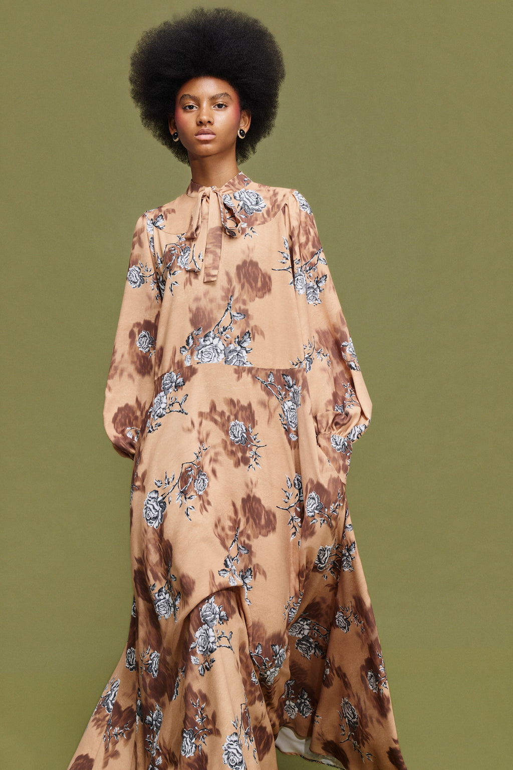 EVANGELIA' ΜΑΞΙ ΦΟΡΕΜΑ (MOCHA FLORAL) MAMOUSH