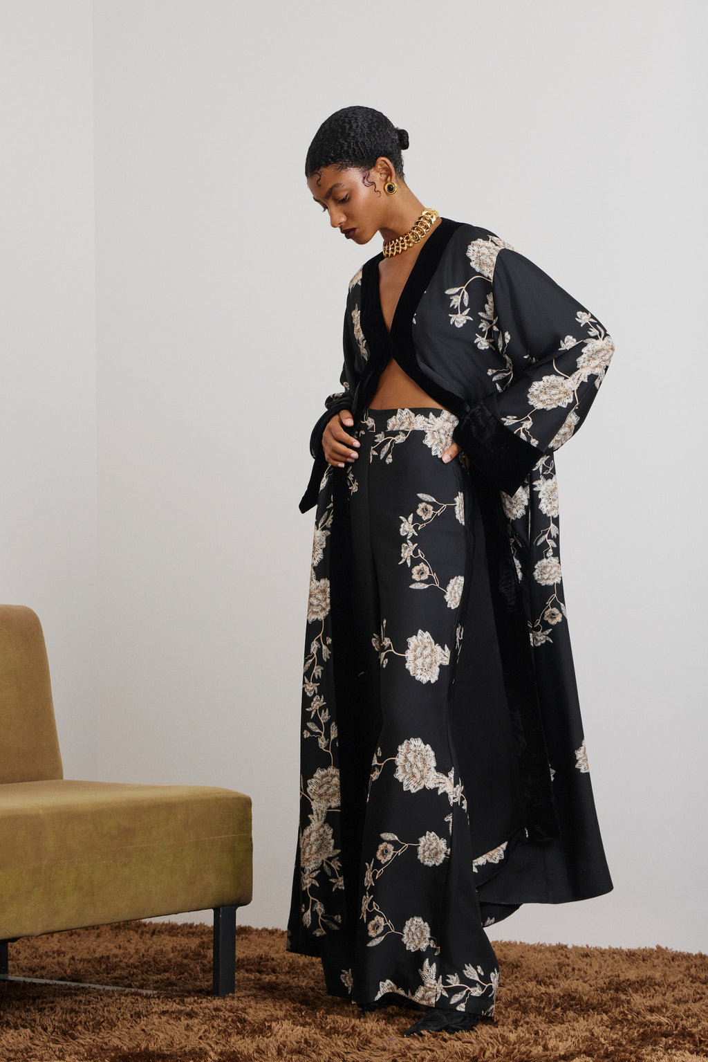 ‘SOFIA’ ΕΜΠΡΙΜΕ ΠΑΝΤΕΛΟΝΑ (BLACK/FLORAL) MAMOUSH