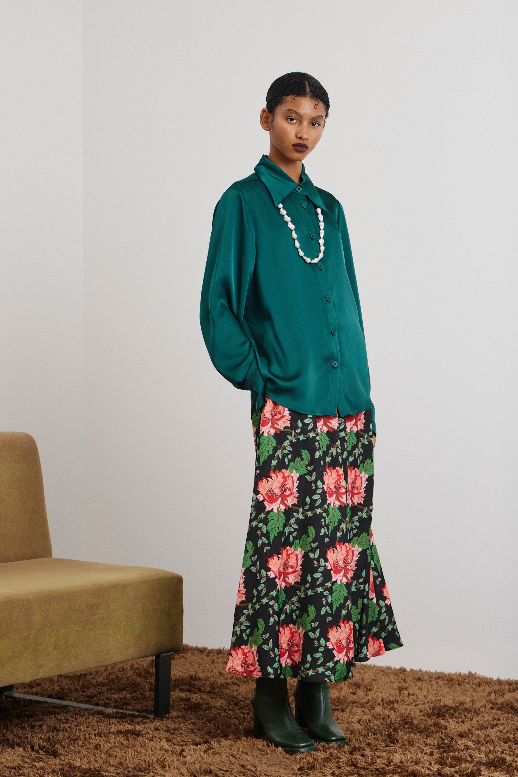 KAIA' ΣΑΤΕΝ ΠΟΥΚΑΜΙΣΟ (DARK GREEN) MAMOUSH