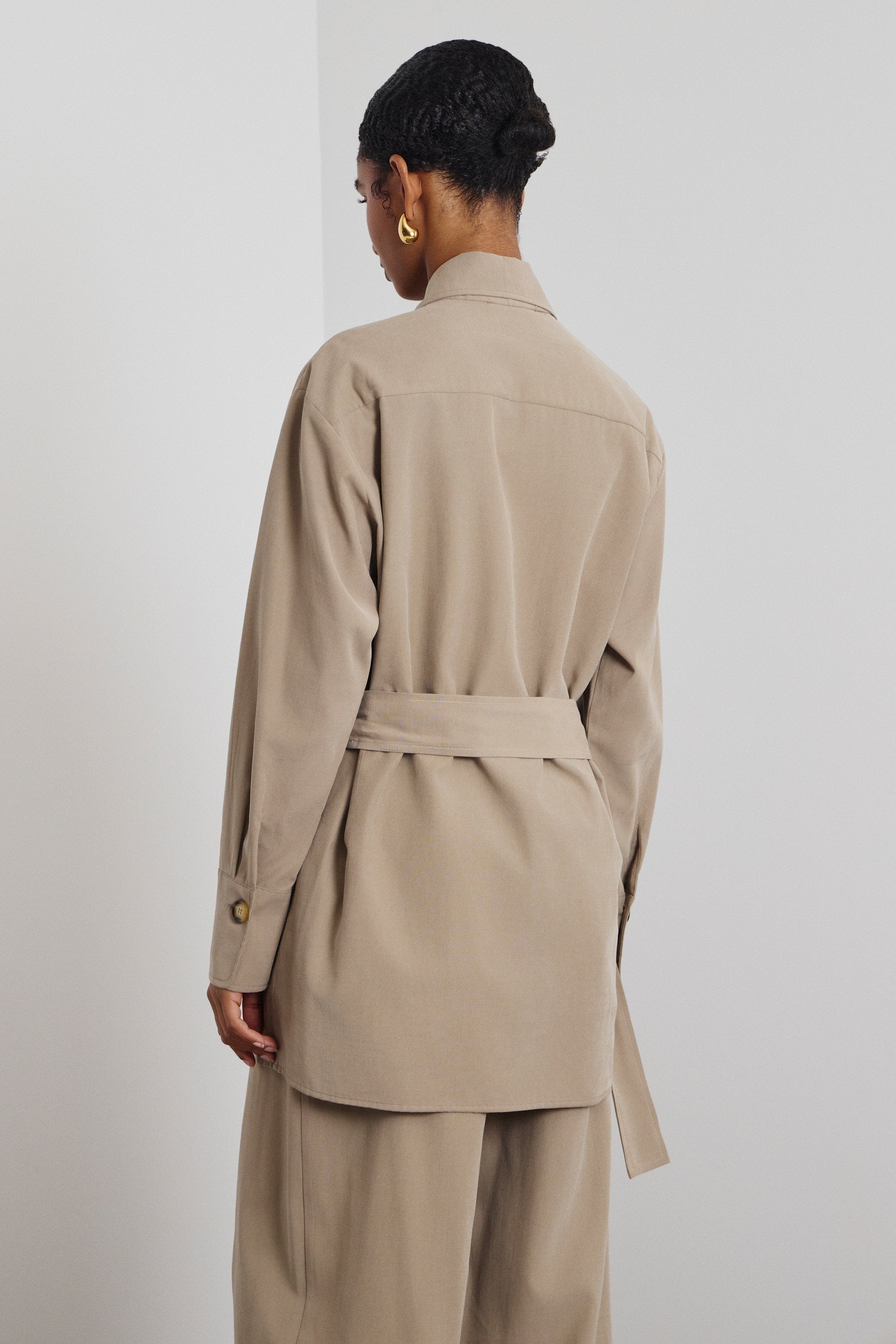 ‘MELINA’ ΠΟΥΚΑΜΙΣΟ ΜΕ ΖΩΝΗ (ALMOND) MAMOUSH