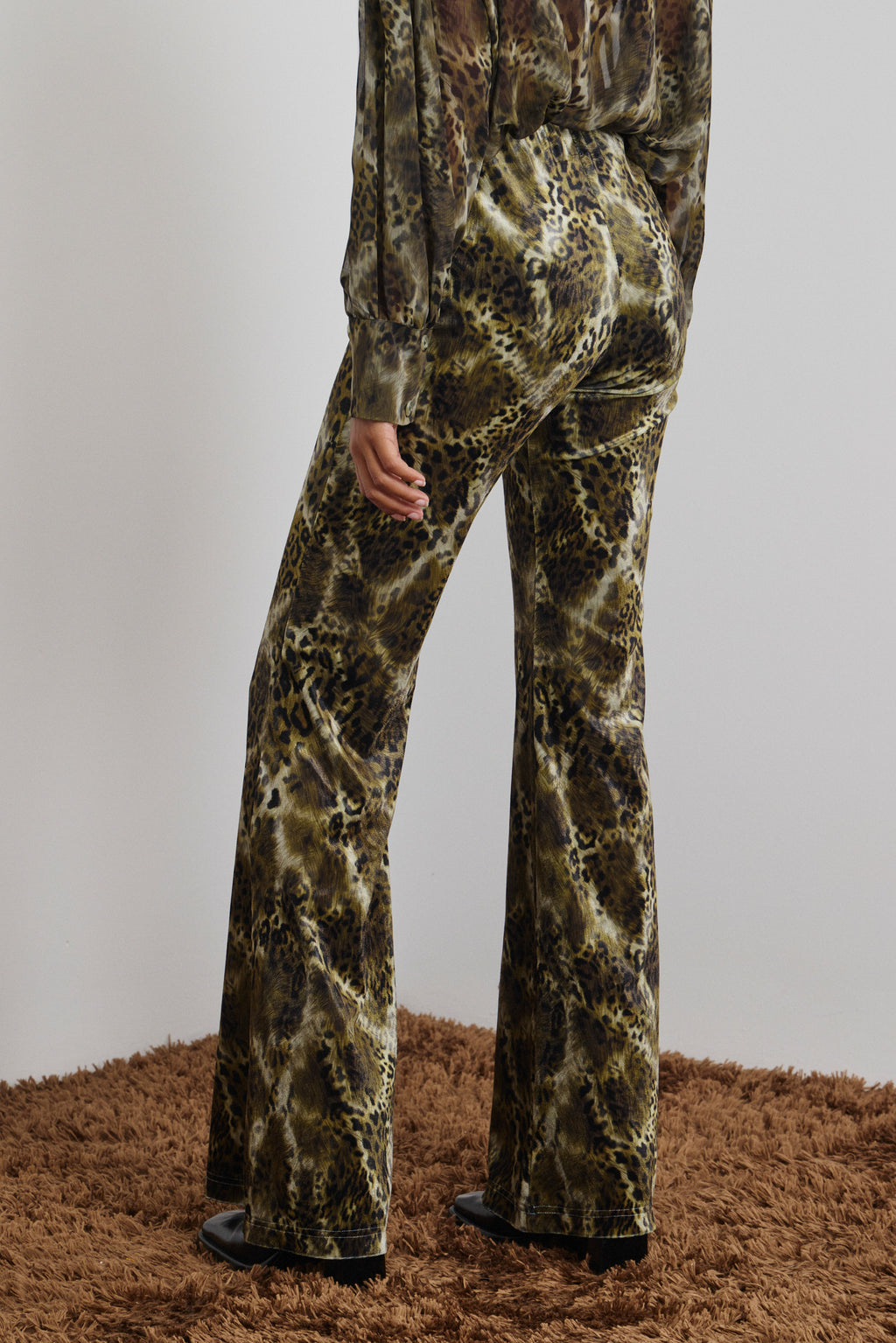 REA' ΕΛΑΣΤΙΚΟ ΠΑΝΤΕΛΟΝΙ ANIMAL PRINT (OLIVE) MAMOUSH