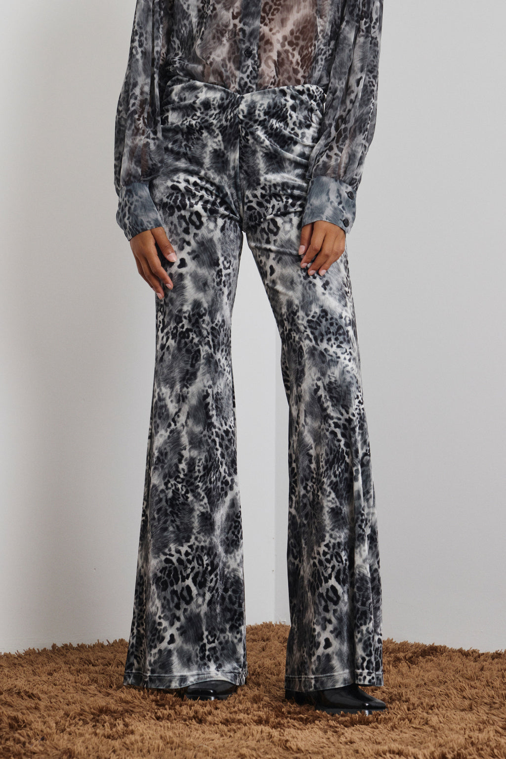 REA' ΕΛΑΣΤΙΚΟ ΠΑΝΤΕΛΟΝΙ ANIMAL PRINT (GRAY) MAMOUSH