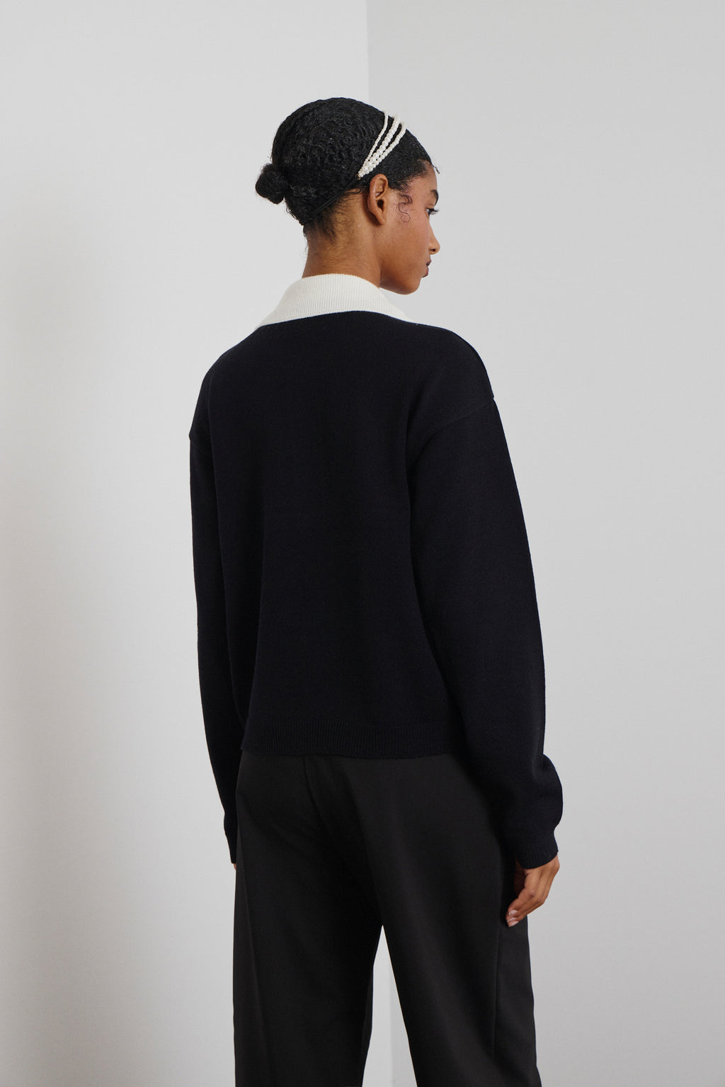 ‘DORIS’ KNITTED BLOUSE (BLACK) MAMOUSH