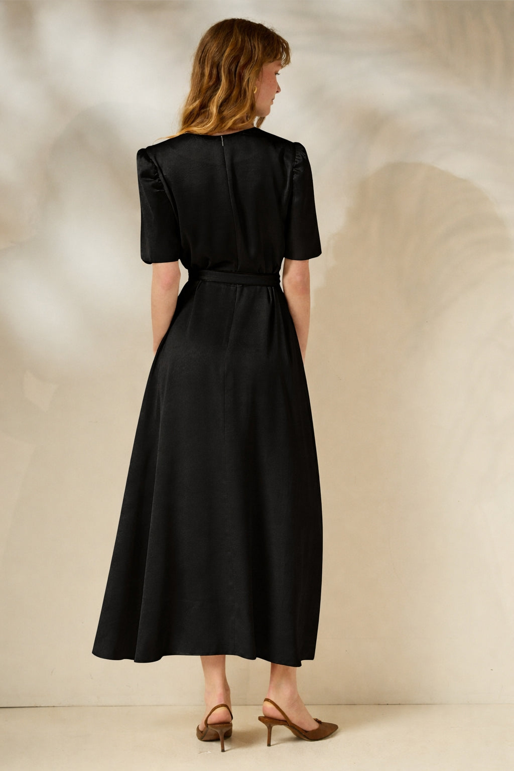 'LYDIA' ΣΑΤΕΝ ΜΙΝΤΙ ΦΟΡΕΜΑ (BLACK) MAMOUSH